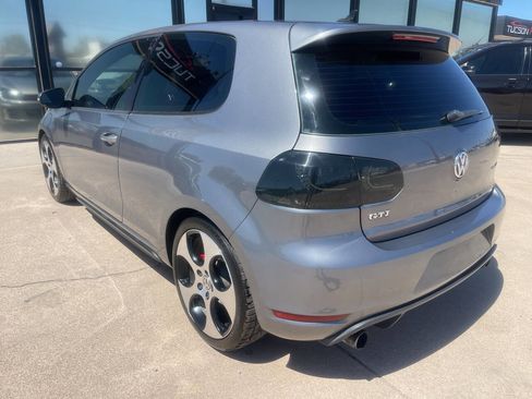 Used 2011 Volkswagen Golf 2-Door image 6