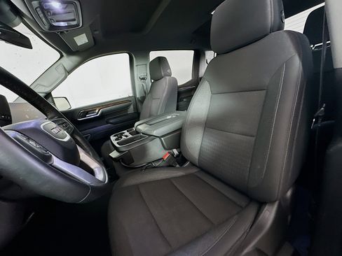 Used 2024 GMC Sierra 1500 Elevation image 13