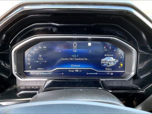 Used 2023 Chevrolet Silverado 1500 LT image 10