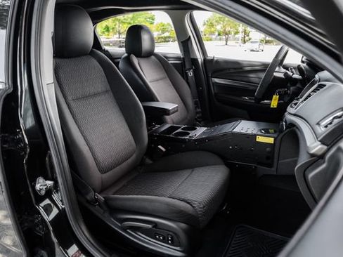 Used 2015 Chevrolet Caprice RWD image 75
