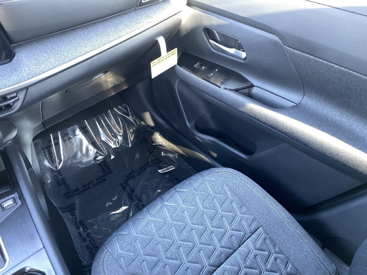 New 2027 Nissan Kicks SV FWD image 17