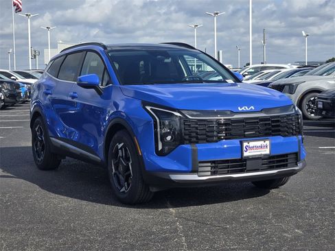 New 2026 Kia Sportage EX image 2