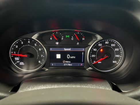 Certified 2022 GMC Terrain SLE w/ Driver Convenience Package image 15