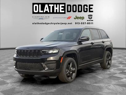 New 2025 Jeep Grand Cherokee Laredo
