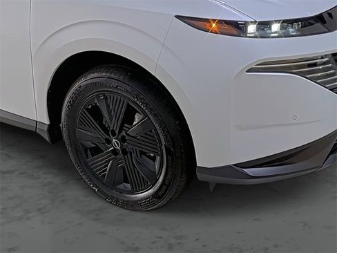 New 2025 Nissan Murano SV image 14