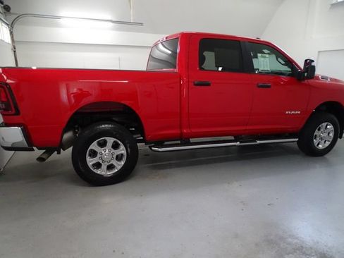 Certified 2026 RAM 2500 Big Horn AWD/4WD image 23