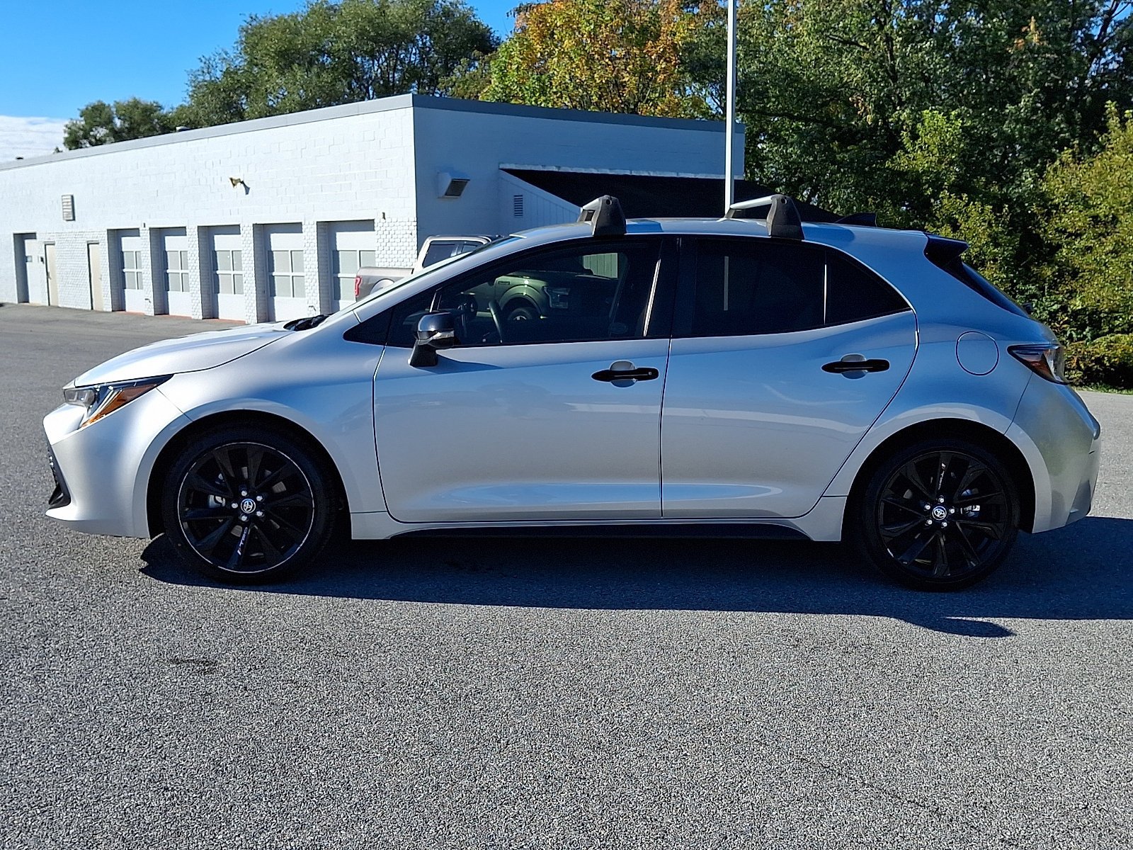 Certified 2022 Toyota Corolla SE FWD image 4