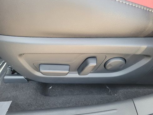 Used 2026 MAZDA CX-50 AWD 2.5 Hybrid w/ Weather Package image 4