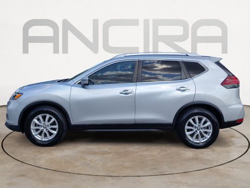 Used 2018 Nissan Rogue SV FWD image 7