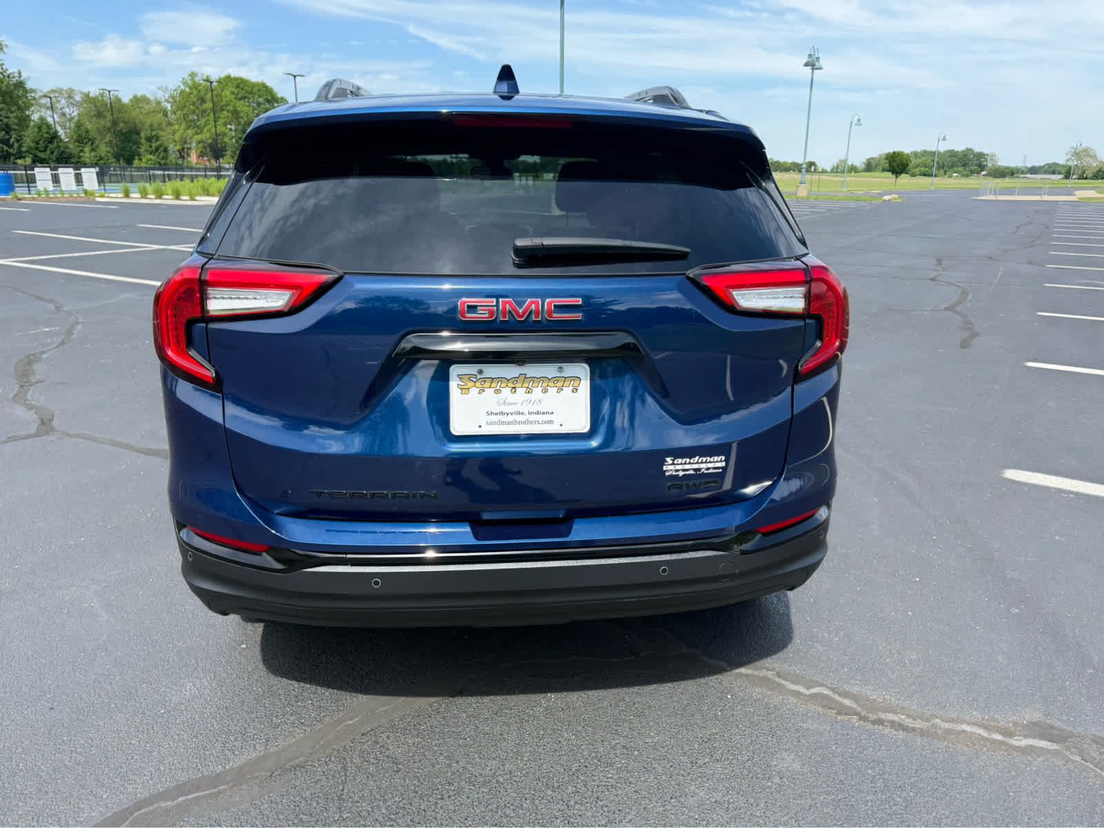 Used 2023 GMC Terrain SLE w/ Elevation Edition AWD/4WD image 5