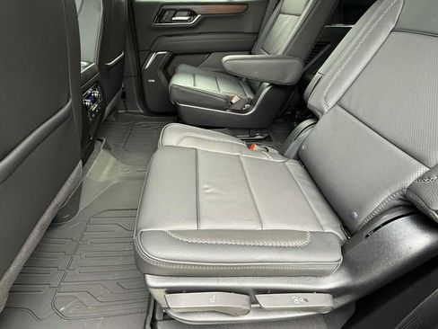 New 2026 GMC Yukon Denali image 11