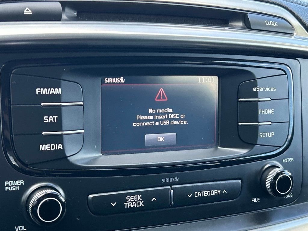 Used 2016 Kia Sorento EX w/ EX Premium Package FWD image 32