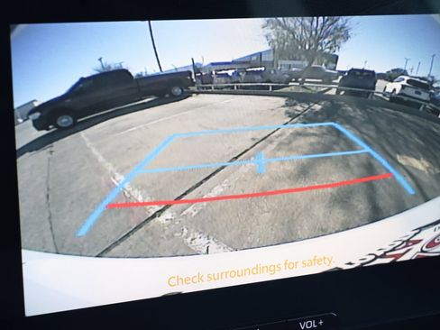 Used 2023 Toyota bZ4X XLE w/ Weather Package image 23