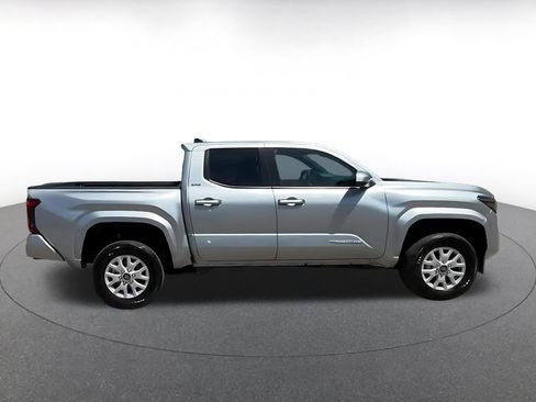 Used 2026 Toyota Tacoma SR5 RWD image 15