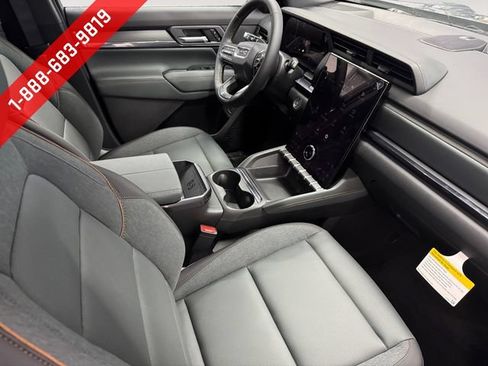 Used 2026 GMC Terrain AT4 AWD/4WD image 6
