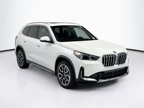 New 2026 BMW X1 xDrive28i w/ Technology Package AWD/4WD image 3