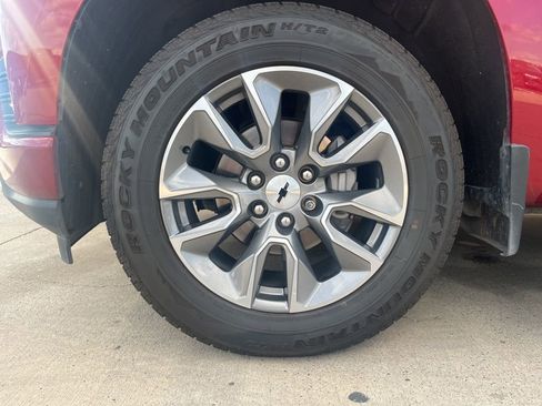 Used 2019 Chevrolet Silverado 1500 RST w/ All-Star Edition image 9