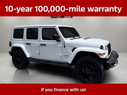 Used 2021 Jeep Wrangler Unlimited Sahara w/ Cold Weather Group AWD/4WD image 16
