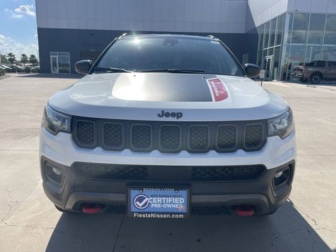 Used 2024 Jeep Compass Trailhawk image 7
