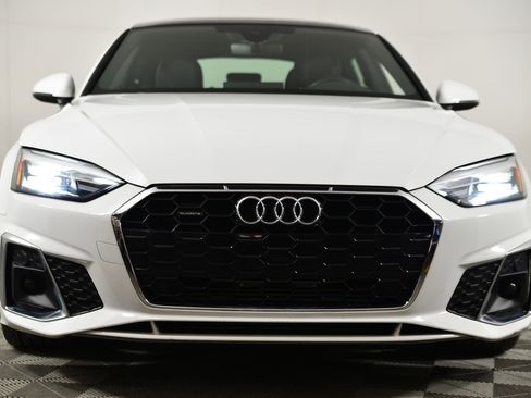 Used 2022 Audi A5 2.0T Premium image 5