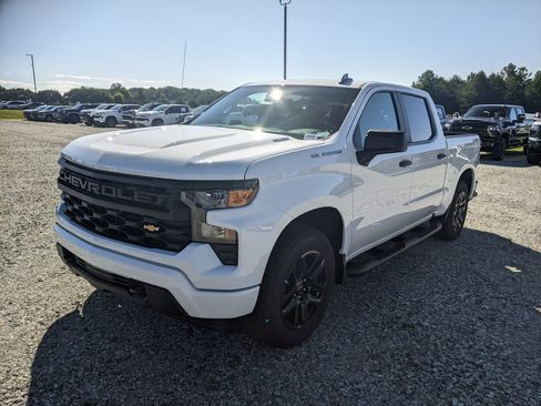 New 2026 Chevrolet Silverado 1500 Custom image 3