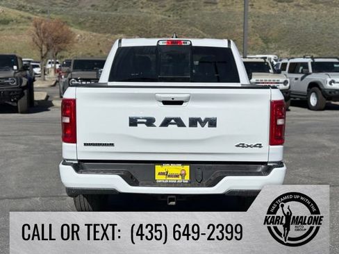 Used 2025 RAM 1500 Big Horn AWD/4WD image 4