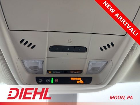 Used 2023 Buick Enclave Essence w/ Sport Touring Edition image 38