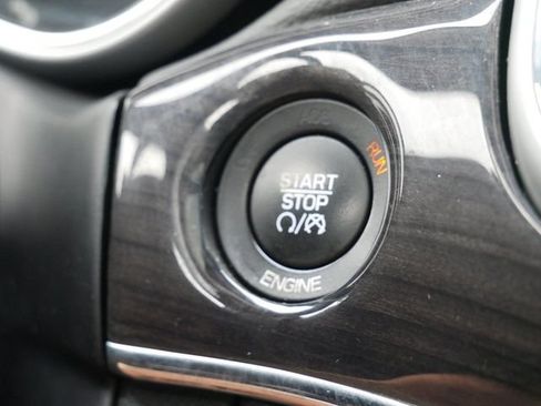 Used 2016 Jeep Grand Cherokee High Altitude AWD/4WD image 26