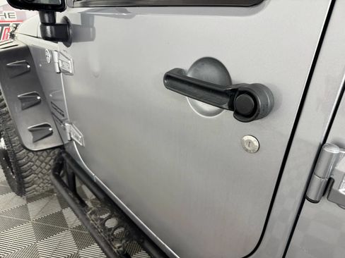 Used 2014 Jeep Wrangler Unlimited Sport AWD/4WD image 21