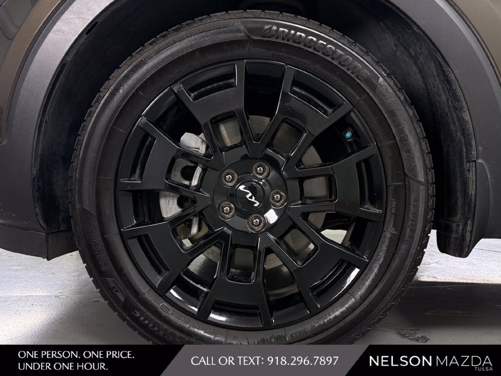 Used 2022 Kia Telluride SX w/ SX Prestige Package AWD/4WD image 11