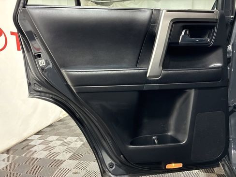Used 2024 Toyota 4Runner SR5 AWD/4WD image 19