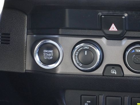 Certified 2023 Toyota Tacoma TRD Sport w/ Advanced Technology Package image 31