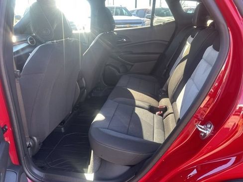 New 2026 Chevrolet Trax RS w/ Sunroof Package FWD image 28