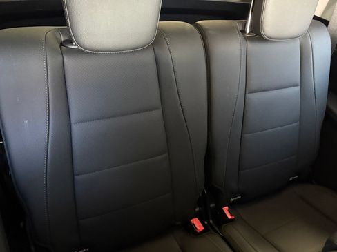 Used 2024 Mercedes-Benz GLS 450 4MATIC image 42