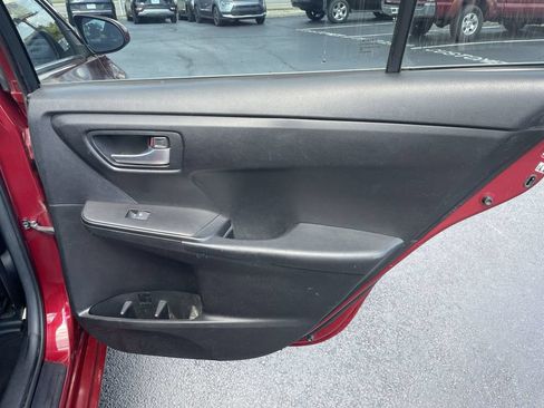 Used 2015 Toyota Camry SE FWD image 22