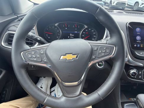 Used 2024 Chevrolet Equinox Premier FWD image 13