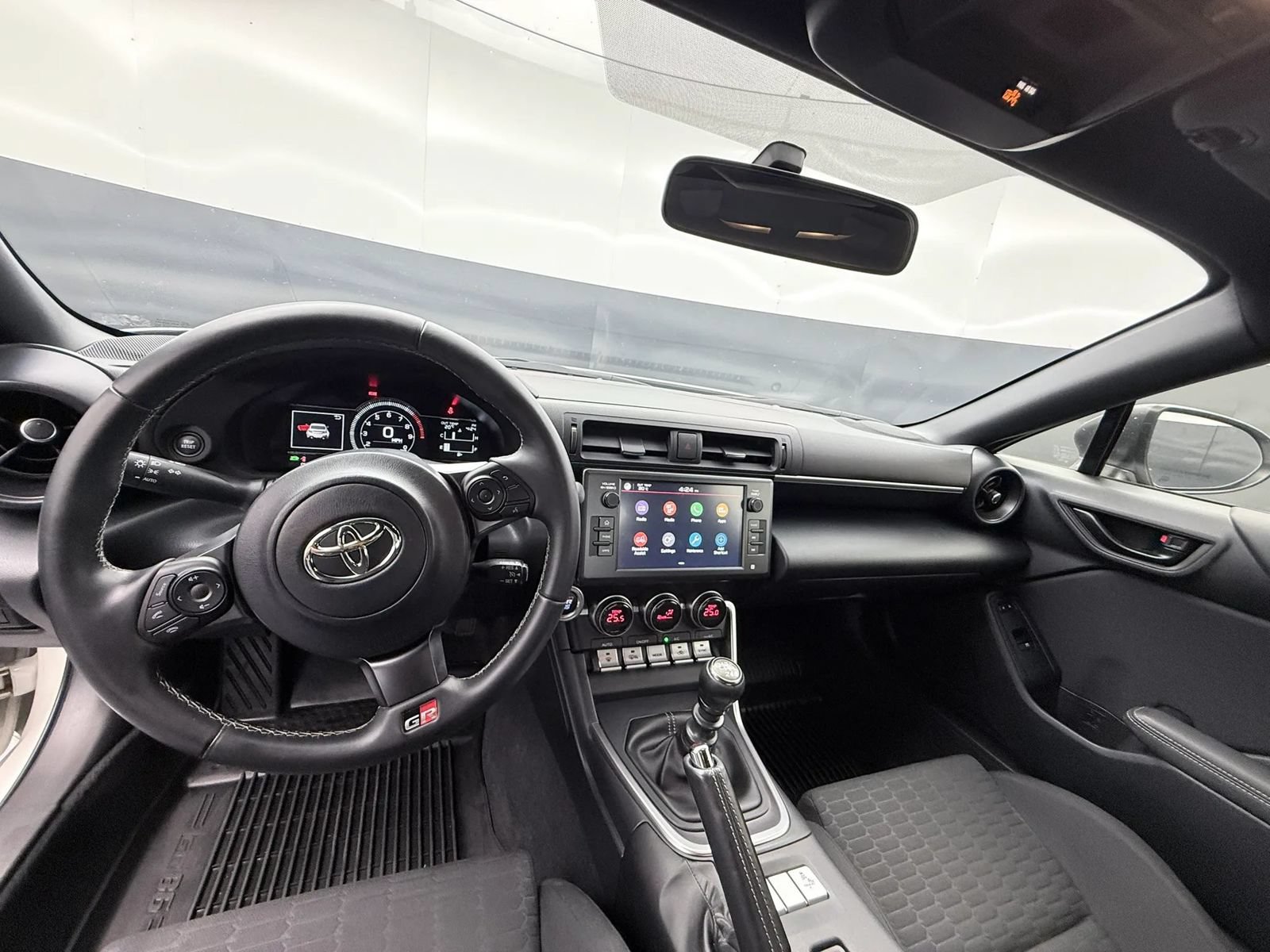 Used 2023 Toyota GR86 RWD image 30