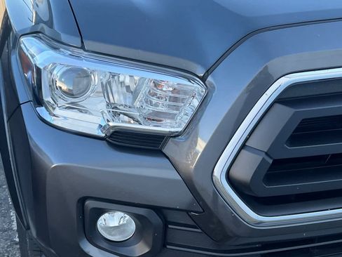 Used 2023 Toyota Tacoma SR5 w/ Technology Package AWD/4WD image 14