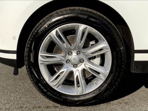 New 2025 Land Rover Range Rover Velar S image 13