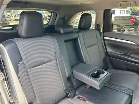 Used 2018 Toyota Highlander Plus image 47