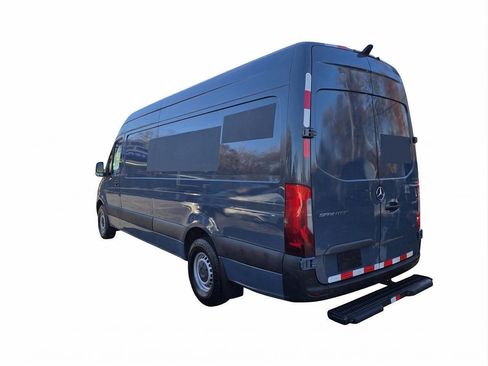 Used 2019 Mercedes-Benz Sprinter 170 image 6