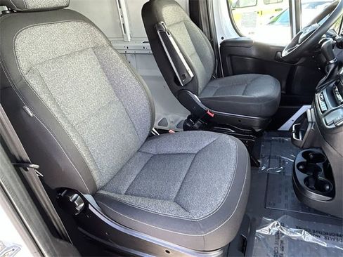 Used 2023 RAM ProMaster 2500 image 11