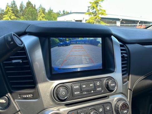 Used 2017 Chevrolet Tahoe LT AWD/4WD image 18