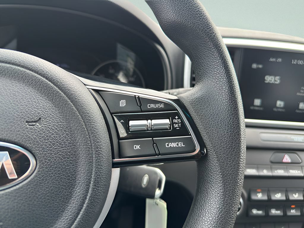 Used 2022 Kia Sportage LX AWD/4WD image 22