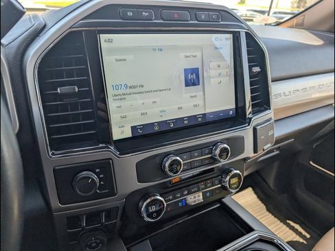Used 2022 Ford F350 Lariat w/ Lariat Value Package AWD/4WD image 17