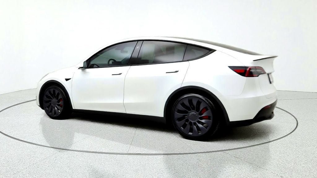 Used 2024 Tesla Model Y Performance AWD/4WD image 7