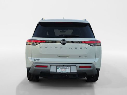 Used 2024 Nissan Pathfinder SL w/ SL Premium Package image 4