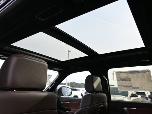 New 2025 Ford Expedition King Ranch image 39