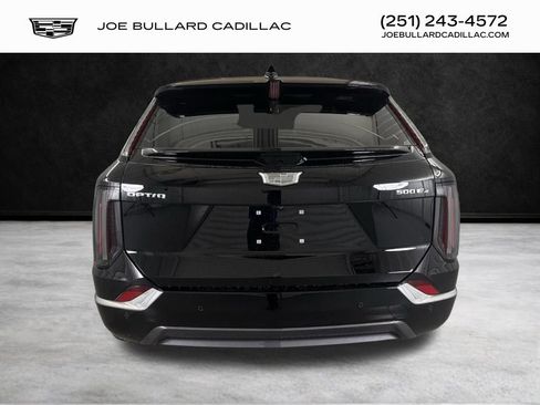 New 2025 Cadillac Optiq Luxury 2 w/ LPO, Floor Liner Package image 3
