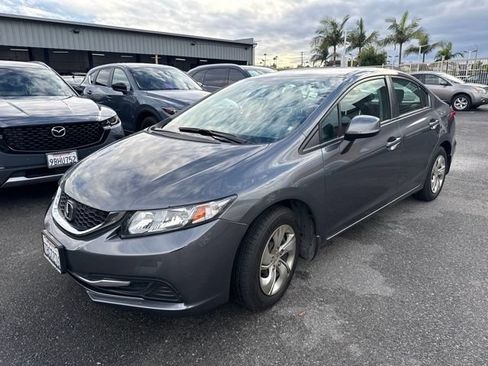 Used 2013 Honda Civic LX image 2